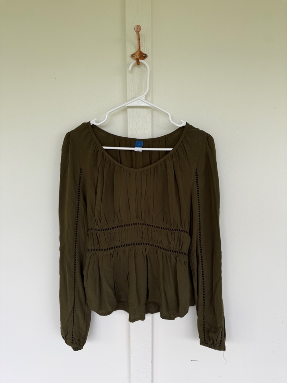 Old Navy green peasant top blouse